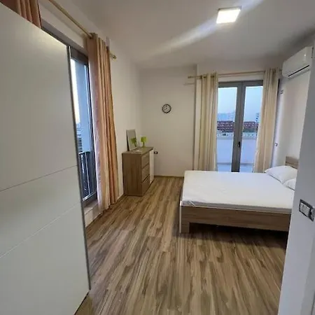 Thyamis Apartment
