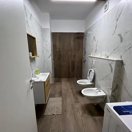Thyamis Apartment