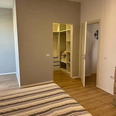 Thyamis Apartment