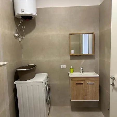 Apartment Thyamis *