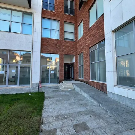 Apartament Thyamis *