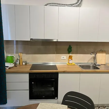 Thyamis * تيرانا